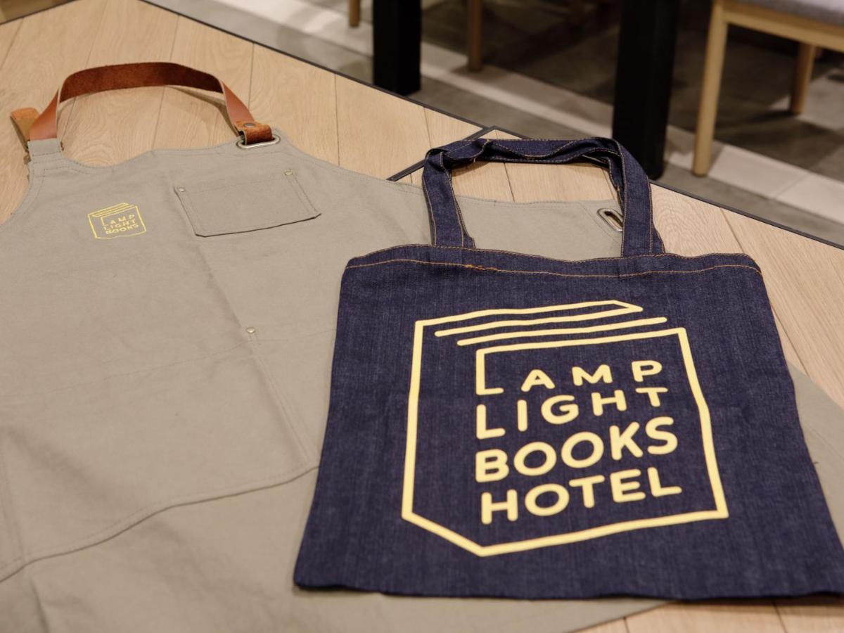Lamp Light Books Hotel Sapporo Exterior foto